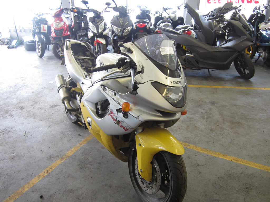 YAMAHA YZF 600 BREAKING FOR SPARES USED PARTS FOR SALE SOUTHAMPTON