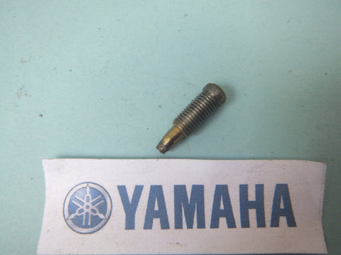 YAMAHA FZS 600 FRAZER CARBURETTOR CARB FLOAT BOWL DRAIN SCREW 1988 - 2003